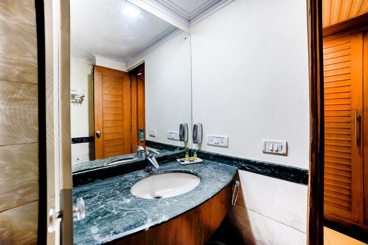Fabhotel Bmk Grand New Delhi Luaran gambar